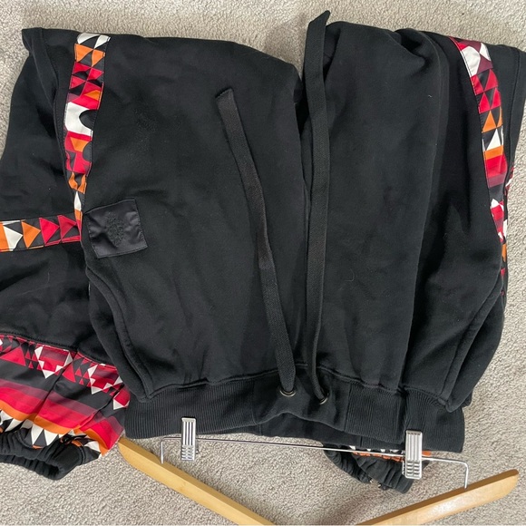 NWT FP Movement Snow Flow Joggers, Size Medium. Aztec logo pants - Picture 8 of 10